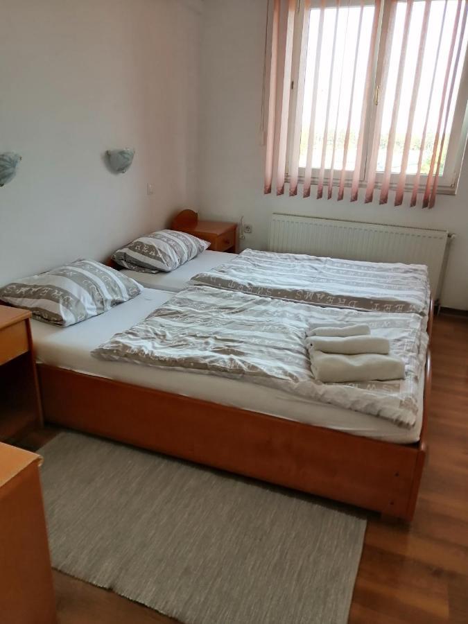 Sulentic Sobe I Restoran Bed and Breakfast Virovitica Buitenkant foto